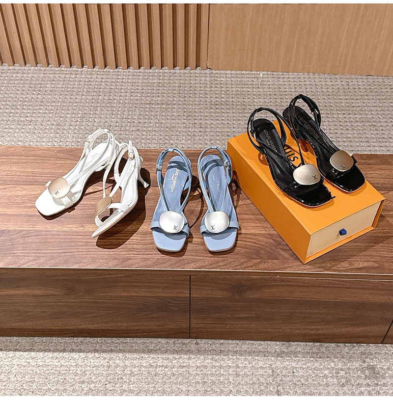 LOUIS VUITTON-06015 루이비통 메탈 하드웨어 스퀘어 하이힐 샌들(3컬러)