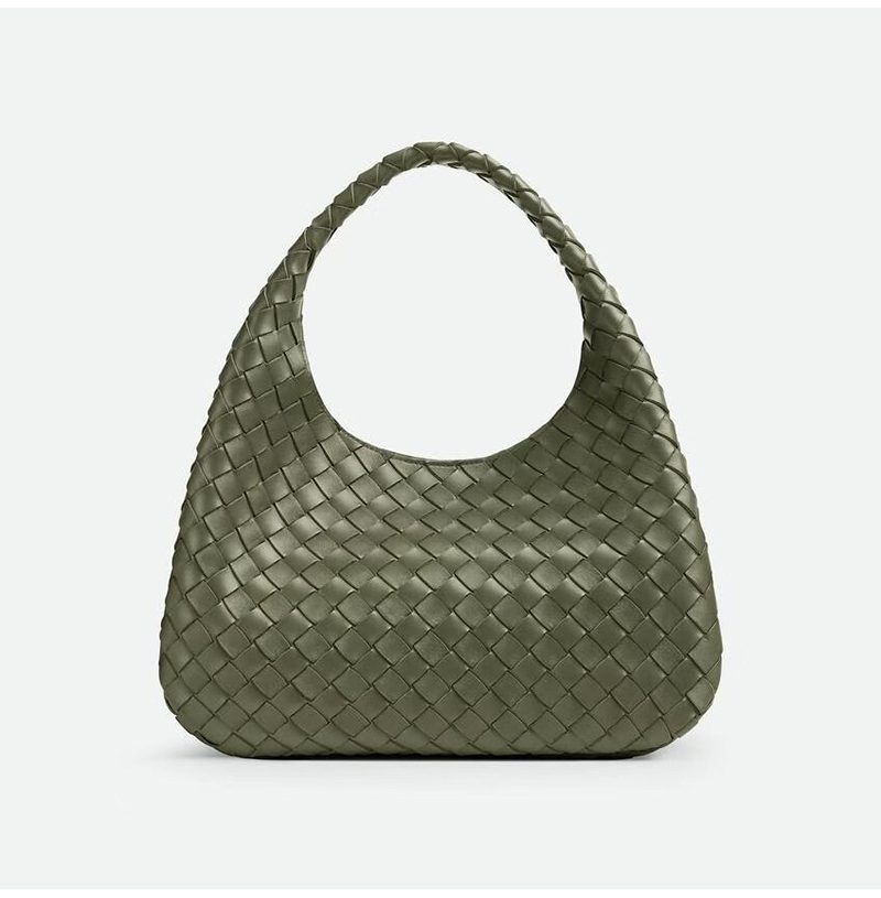 [스페셜오더]BOTTEGA VENETA-844249 보테가 베네타 올리브그린 양가죽 미디엄 캄파나